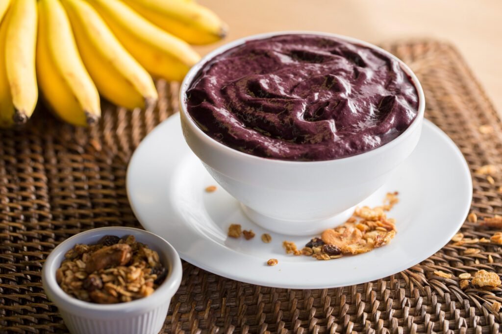 180 Tigela de açaí com granola